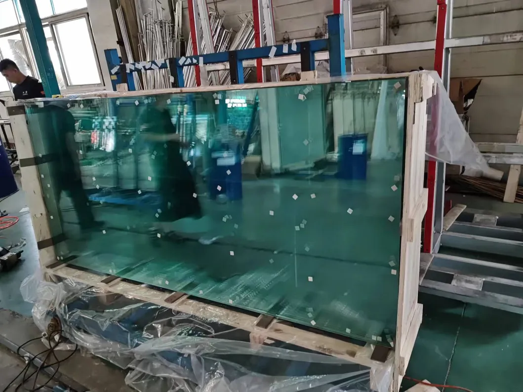 10mm 12mm 12.76mm Pool Fencing Toughened Glass with Spigots and Door Hinges