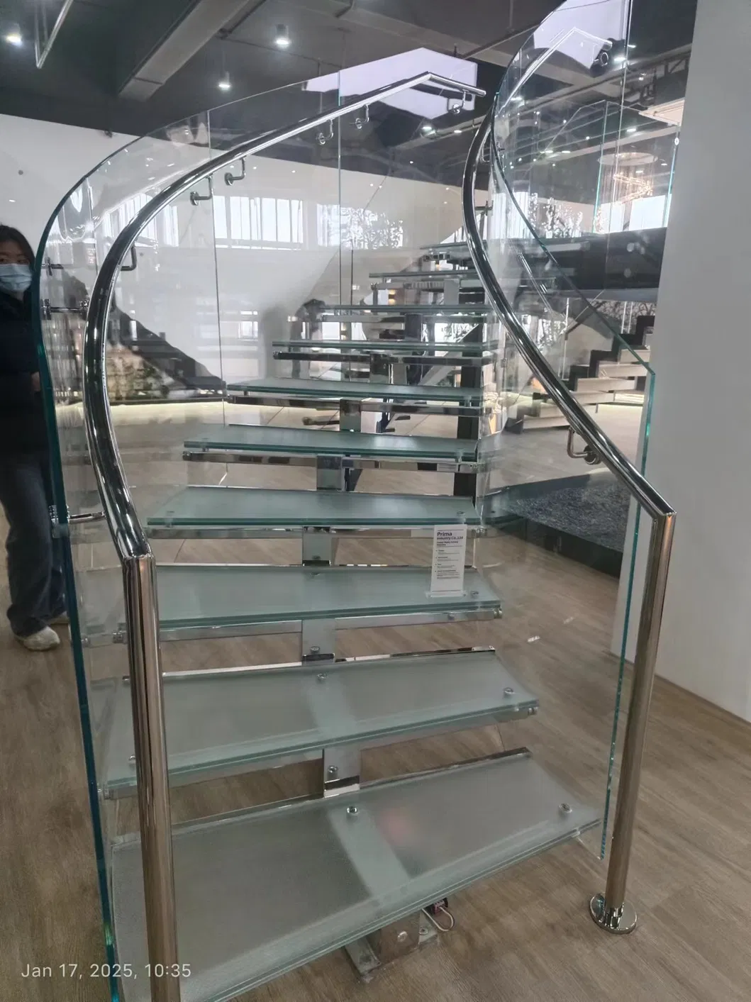 30mm Clear Tempered Laminated Non-Slip Staircase Floor Step Glass