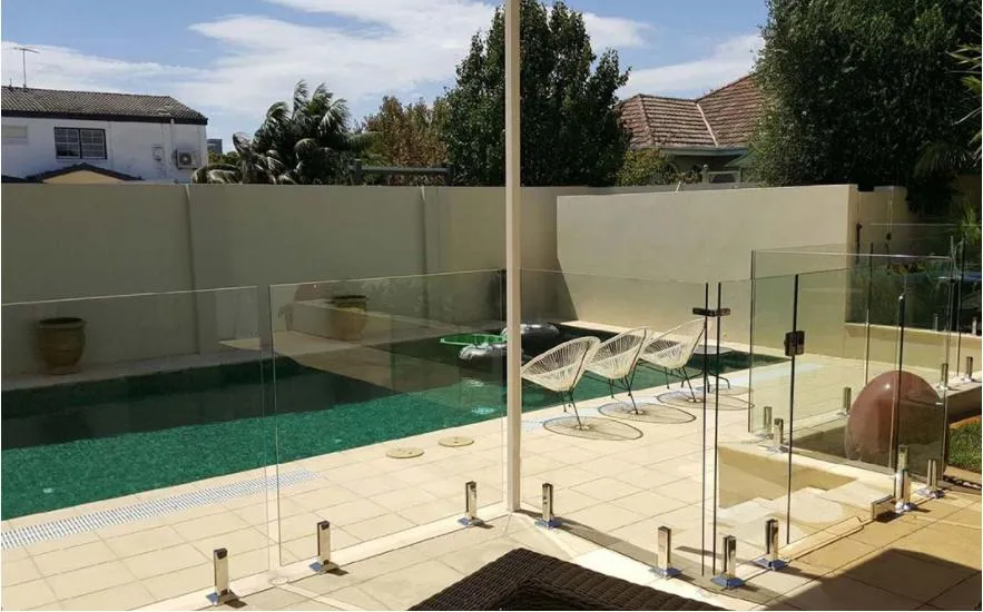 10mm 12mm 12.76mm Pool Fencing Toughened Glass with Spigots and Door Hinges