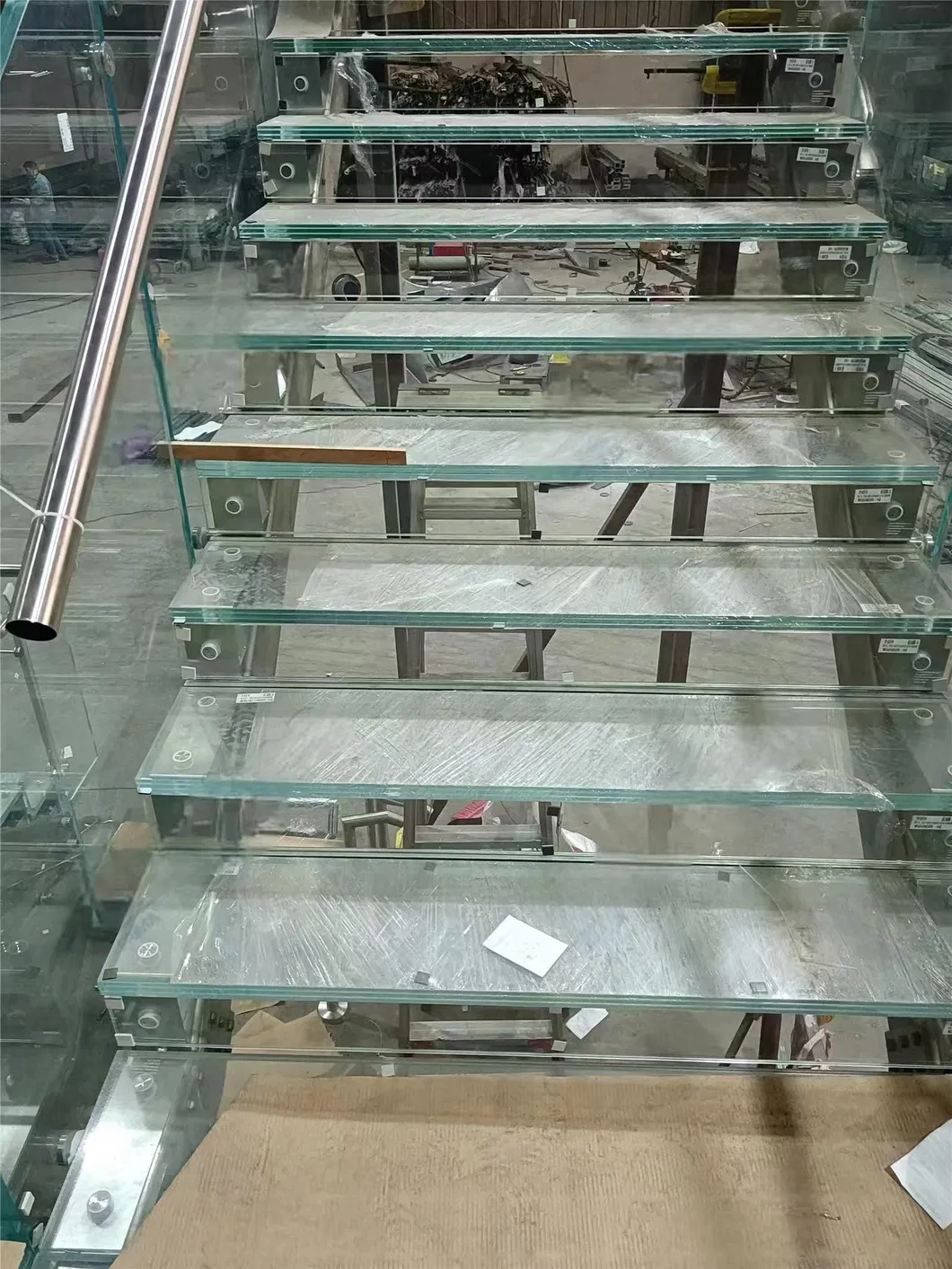 Spiral Tempered Laminated Glass Stairs Fencing