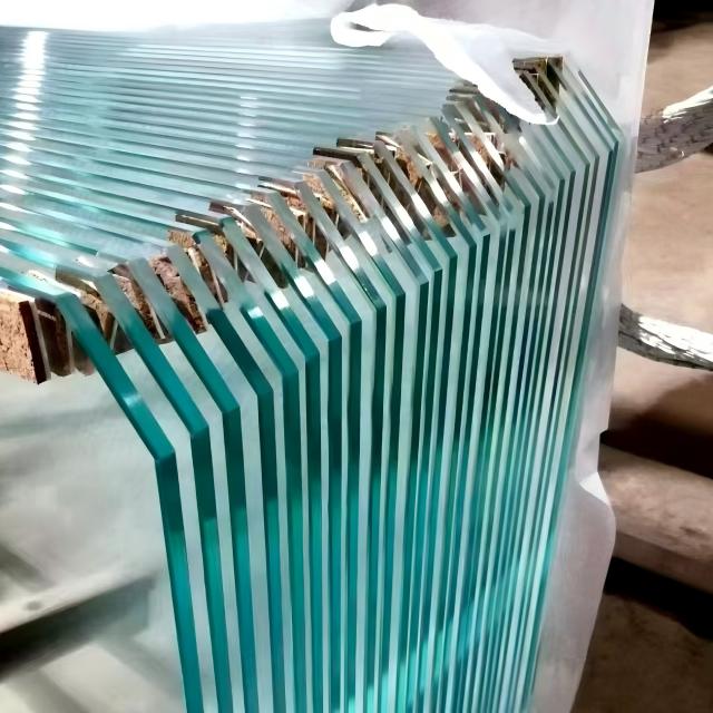 4mm 5mm 6mm 8mm Clear Tempered Glass with Pencil Edges Round Corners