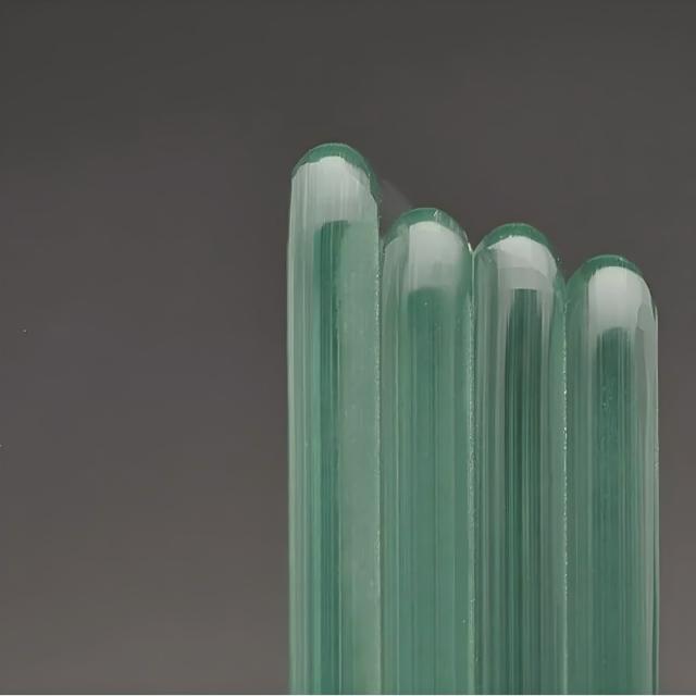 3mm-12mm Clear Low Iron Temperd Glass with Pencil Round Polished Edges