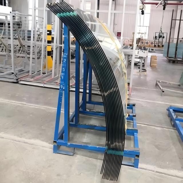 6mm 8mm 10mm 12mm Curved Tempered Low Iron Glass