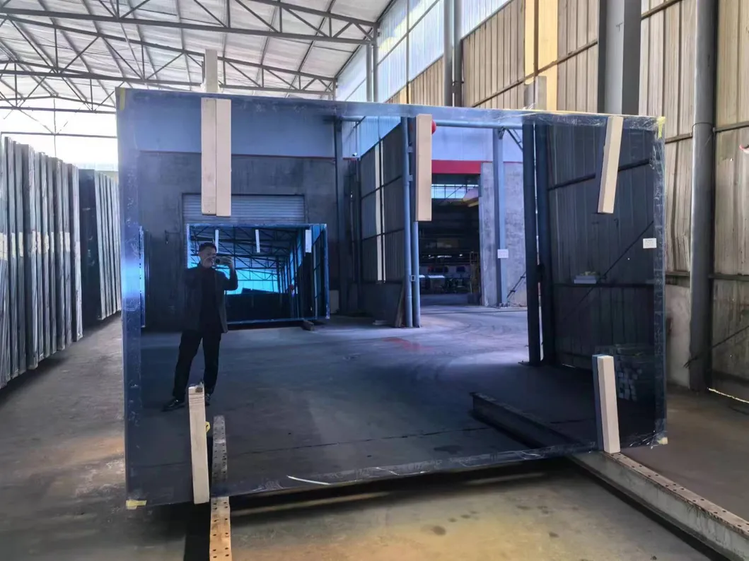 4mm 5mm 6mm on Line Hard Coating Dark Blue Reflective Float Glass